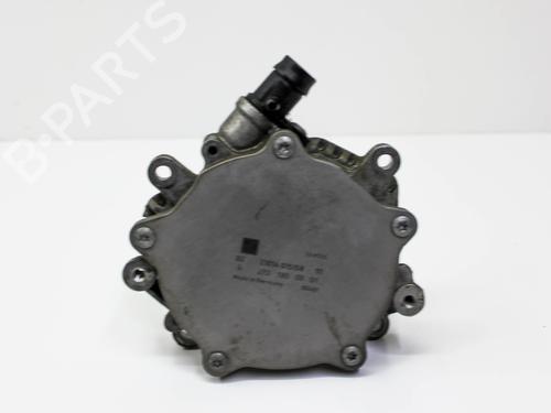 Used Vacuum pump MERCEDES-BENZ CLA Coupe (C117) CLA 250 (117.344) (211 hp) 19747064