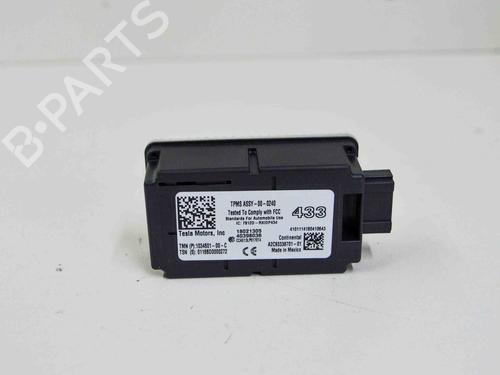 Used Electronic module TESLA MODEL S (5YJS) 85 (367 hp) 13387633