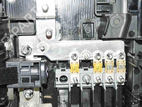 Used Fuse box VW TOUAREG (7LA, 7L6, 7L7) 3.0 V6 TDI (225 hp) 6486830