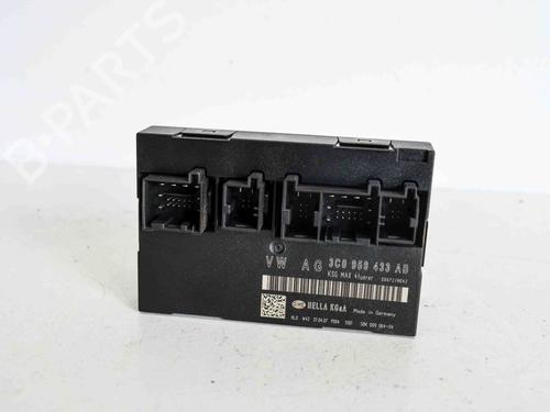 Used Electronic module VW PASSAT B6 Variant (3C5) 2.0 BlueTDI (143 hp) 6498671