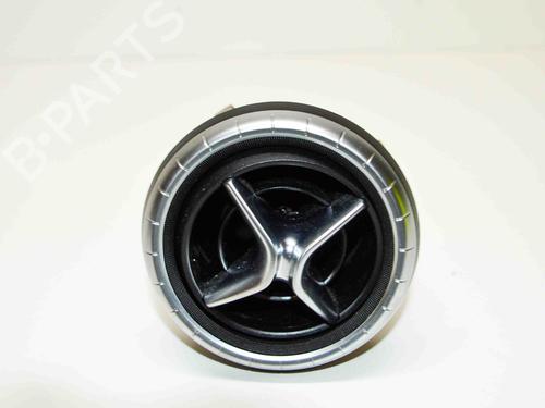 Used Air vent MERCEDES-BENZ CLA Coupe (C117) CLA 250 (117.344) (211 hp) 14678790