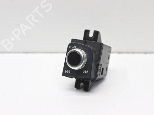 Used Switch Switch AUDI A4 B9 (8W2, 8WC) 2.0 TFSI quattro (252 hp) 40486568 40486568