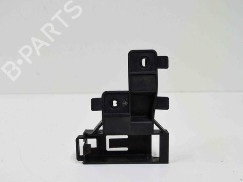 Støtte AUDI A3 Limousine (8VS, 8VM) 1.8 TFSI (170 hp) 13519363