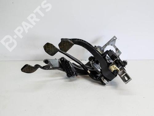 Used Pedal AUDI A4 B7 Convertible (8HE) 2.0 TDI (140 hp) 6485748