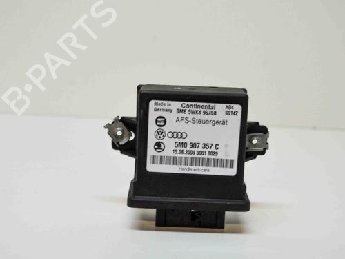 Used Electronic module SKODA OCTAVIA II Combi (1Z5) 2.0 TDI (140 hp) 15083562