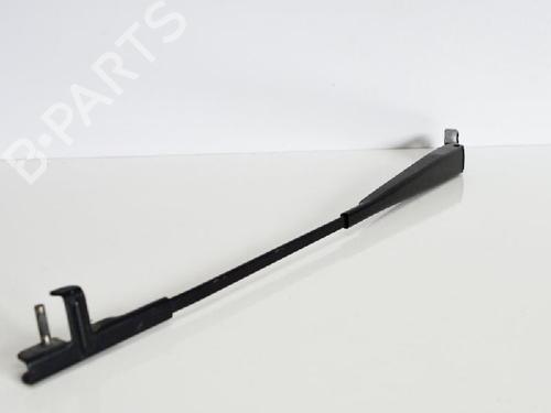 Used Front windshield wiper arm VW TOURAN (1T1, 1T2) 2.0 TDI 16V (140 hp) 14683847