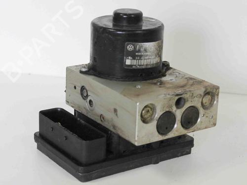 ABS Bremseaggregat VW TOUAREG (7LA, 7L6, 7L7) 3.2 V6 (220 hp) 7913443