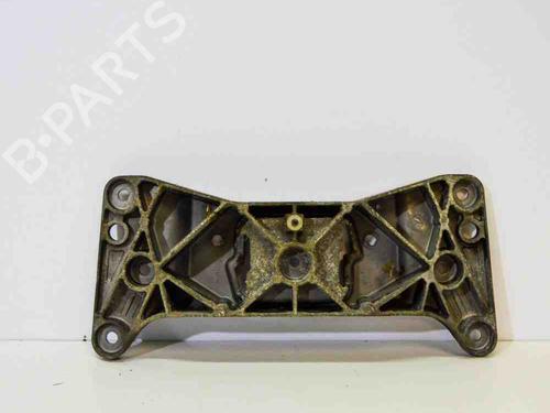 Used Support BMW 5 (F10) 520 d (184 hp) 14689589