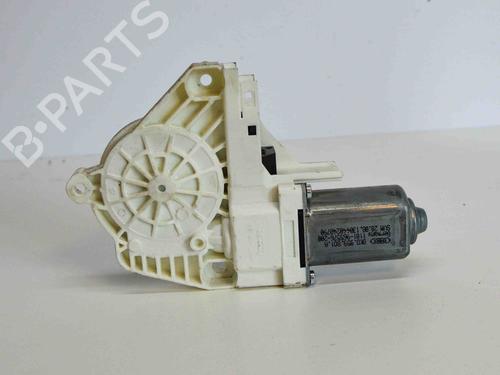 Portierruitmotor linksvoor AUDI Q7 (4LB) 3.0 TDI quattro (245 hp) 7539889