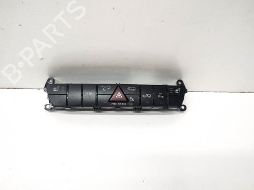 Used Switch MERCEDES-BENZ GL-CLASS (X164) GL 450 4-matic (164.871) (340 hp) 28540664