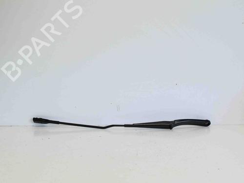 Used Front windshield wiper arm AUDI A4 B8 (8K2) 3.0 TDI quattro (240 hp) 14691244
