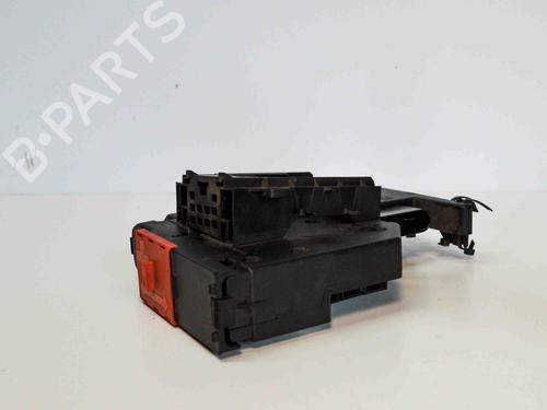 Used Fuse box MERCEDES-BENZ C-CLASS (W204) C 250 CDI (204.003) (204 hp) 6480826