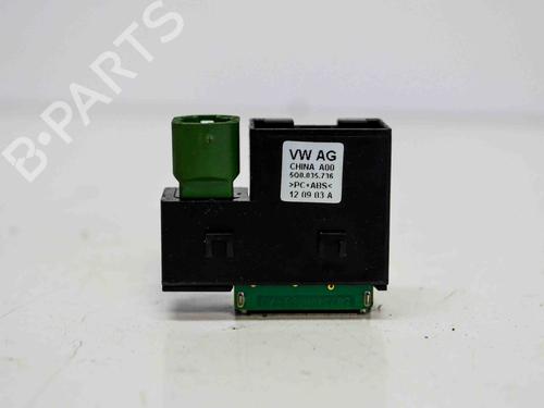 Used Electronic module Electronic module VW GOLF VII (5G1, BQ1, BE1, BE2) 1.6 TDI (105 hp) 6498601 6498601
