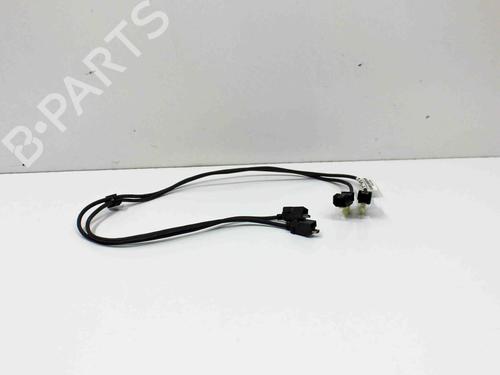 Faisceau de câbles TESLA MODEL S (5YJS) 70D AWD (525 hp) 26512930