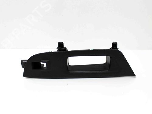 Used Rear right exterior door handle Rear right exterior door handle 19746947 19746947