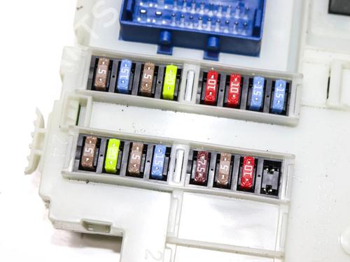 Fuse box VOLVO S60 II (134) T5 | BP32239060E1