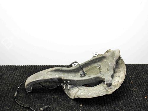 Used Right front steering knuckle BMW 6 Gran Coupe (F06) 650 i (449 hp) 26513896