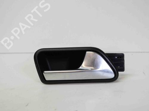 Højre fortil invendig håndtag VW TOURAN (1T1, 1T2) 1.9 TDI (105 hp) 8339736