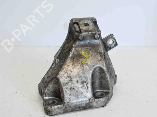 Used Support AUDI A4 B7 Avant (8ED) 2.7 TDI (180 hp) 14691919