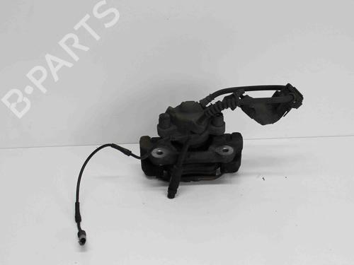 Used Right front brake caliper BMW 3 (F30, F80) 316 d (116 hp) 14682495