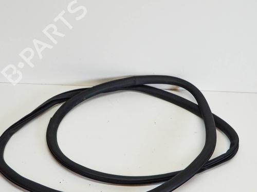 Used Rubber door seal AUDI A4 B7 Avant (8ED) 2.0 TDI 16V (140 hp) 14676223