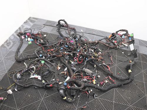 Used Wiring harness Wiring harness 39523424 39523424