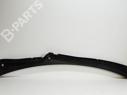 Scuttle panel AUDI Q5 (8RB) 2.0 TDI quattro (163 hp) 8R1819403