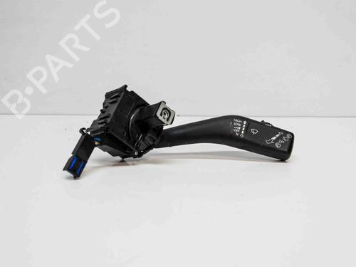 Used Steering column stalk VW TOURAN (1T1, 1T2) 1.9 TDI (105 hp) 6496647