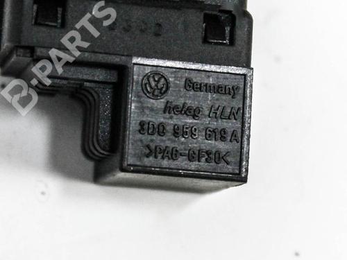 Switch VW PHAETON (3D1, 3D2, 3D3, 3D4, 3D6, 3D7, 3D8, 3D9) 5.0 V10 TDI 4motion | BP6489364I30 