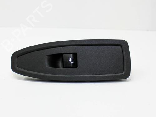 Used Right front window switch BMW X2 (F39) sDrive 20 i (192 hp) 28820696