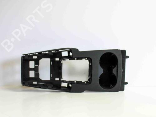 Used Gear lever AUDI A3 Limousine (8VS, 8VM) 1.5 TFSI (150 hp) 7802335