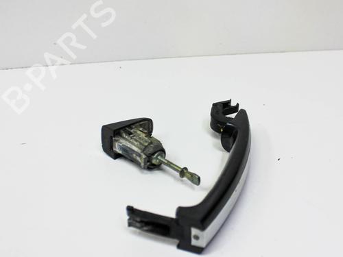 Front left exterior door handle VW PHAETON (3D1, 3D2, 3D3, 3D4, 3D6, 3D7, 3D8, 3D9) 3.2 V6 | BP21087676C128 
