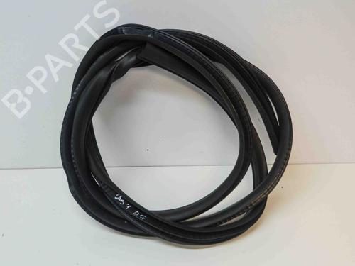 Used Rubber door seal FORD KUGA II (DM2) 1.5 TDCi (120 hp) 14670490