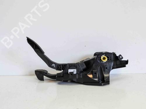 Used Break pedal AUDI A3 Convertible (8V7, 8VE) 2.0 TDI (150 hp) 6502039