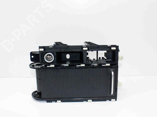 Used Cup/Object holder VW ARTEON (3H7, 3H8) 2.0 TSi 4motion (272 hp) 28821821