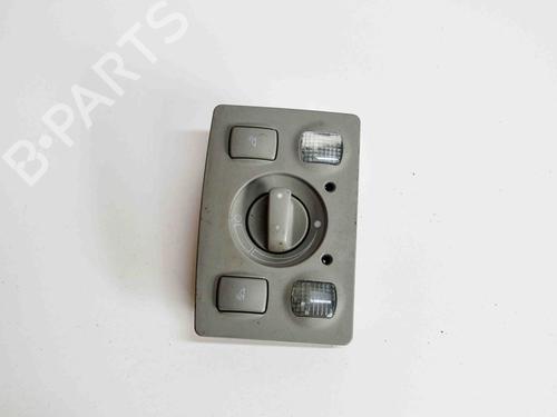 Używane Lampa oświetlenia wnętrza AUDI A6 C5 Avant (4B5, 4B6) 1.8 T (180 hp) 7915111