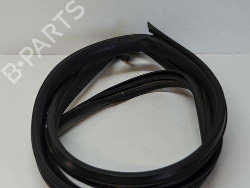 Used Rubber door seal CHEVROLET CAMARO 2.0 Turbo (275 hp) 14675370