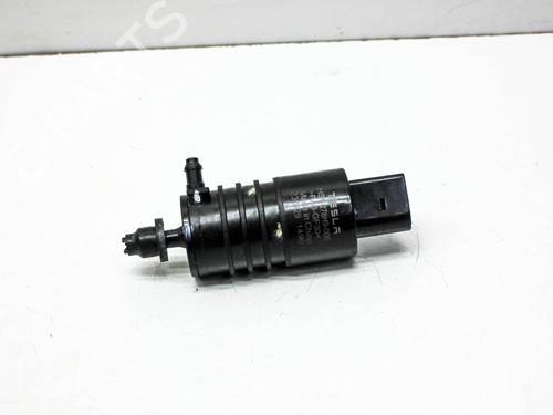 Used Washer pump TESLA MODEL Y (5YJY) EV Performance All-wheel Drive (534 hp) 28823124