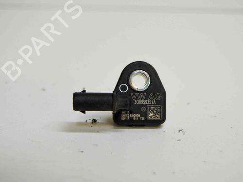 Used Electronic sensor SEAT LEON (5F1) 1.6 TDI (115 hp) 8850303