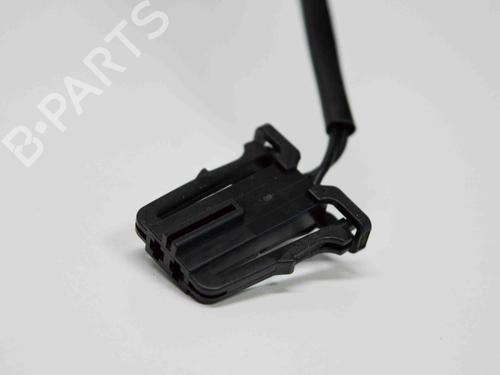 Seat buckle AUDI A1 Sportback (8XA, 8XF) 1.6 TDI | BP14682829I32