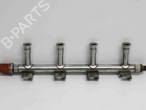 Used Injection rail AUDI A3 (8P1) 1.4 TFSI (125 hp) 7913306
