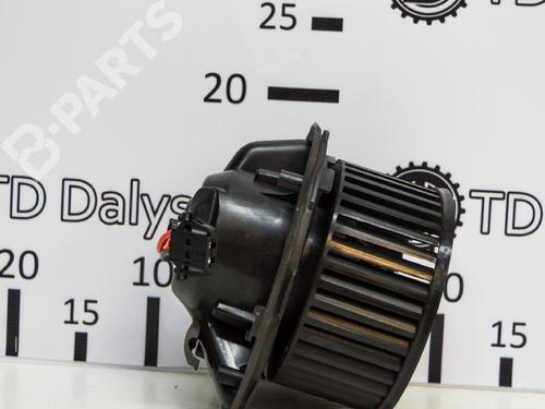 Used Heater blower motor SKODA YETI (5L) 2.0 TDI 4x4 (110 hp) 6484607