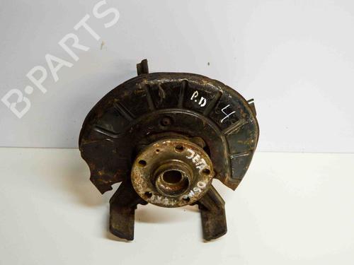 Used Right front steering knuckle VW JETTA III (1K2) 1.6 TDI (105 hp) 14673035