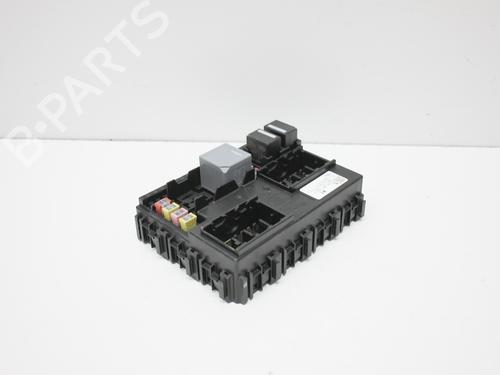 Fuse box LAND ROVER RANGE ROVER SPORT III (L461) P440e PHEV AWD | BP31833985E1