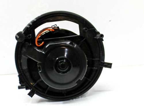 Heater blower motor VW JETTA VII Saloon (BU3, BU4) 1.4 TSI | BP28822202M62 