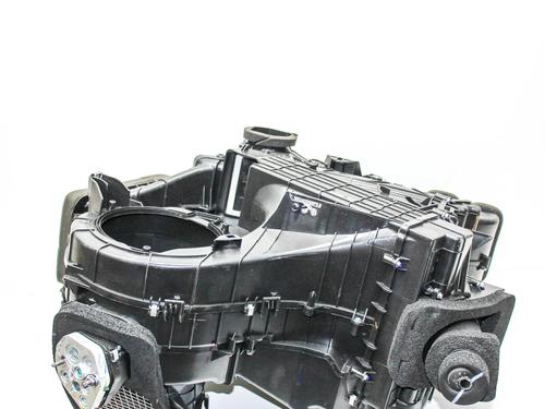 Heater matrix TESLA MODEL Y (5YJY) EV Performance All-wheel Drive | BP28823011M63 - Image 3