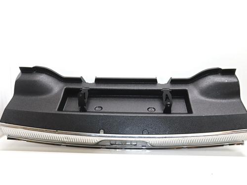 Pynteliste til bagklap Pynteliste til bagklap SKODA SUPERB II (3T4) 2.0 TDI (140 hp) 34216727 34216727