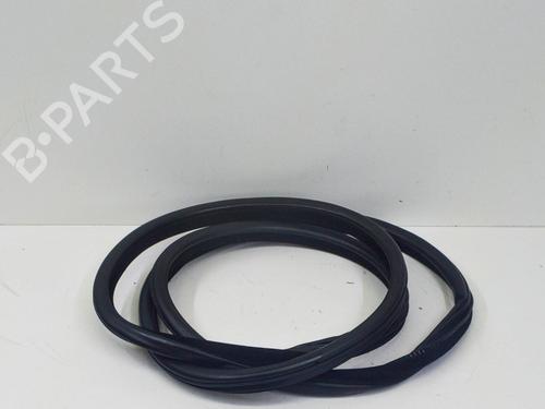 Used Rubber door seal BMW 5 (F10) 530 i (258 hp) 14680275