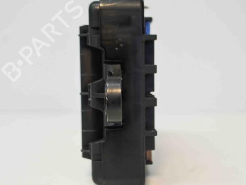 Fuse box BMW 4 Coupe (F32, F82) 428 i | BP6483529E1