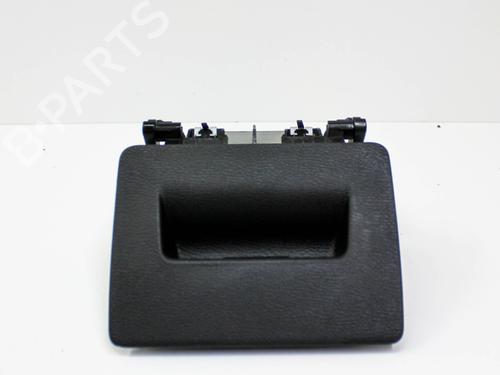 Used Cup/Object holder BMW X2 (F39) sDrive 20 i (192 hp) 28820748
